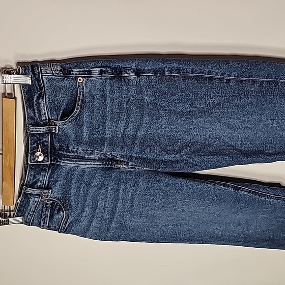 American Eagle size 4 regular high rise stretch mom jeans - Picture 2 of 8